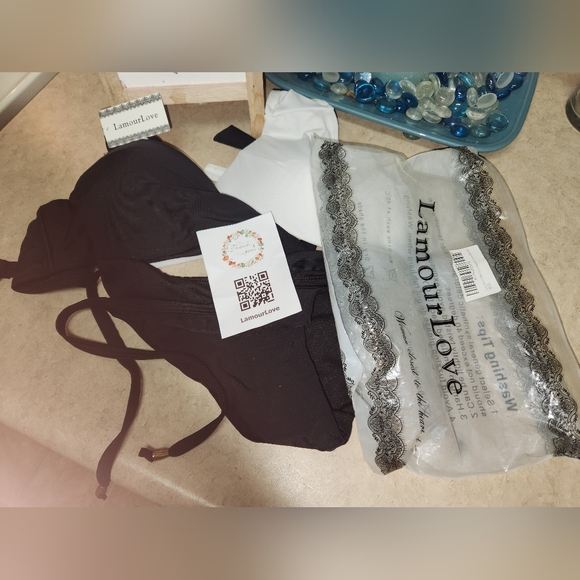 2-PC BIKINI LamourLove Bikini Halter Triangle Padded Black & White, SMALL ~ NWT - Picture 3 of 6